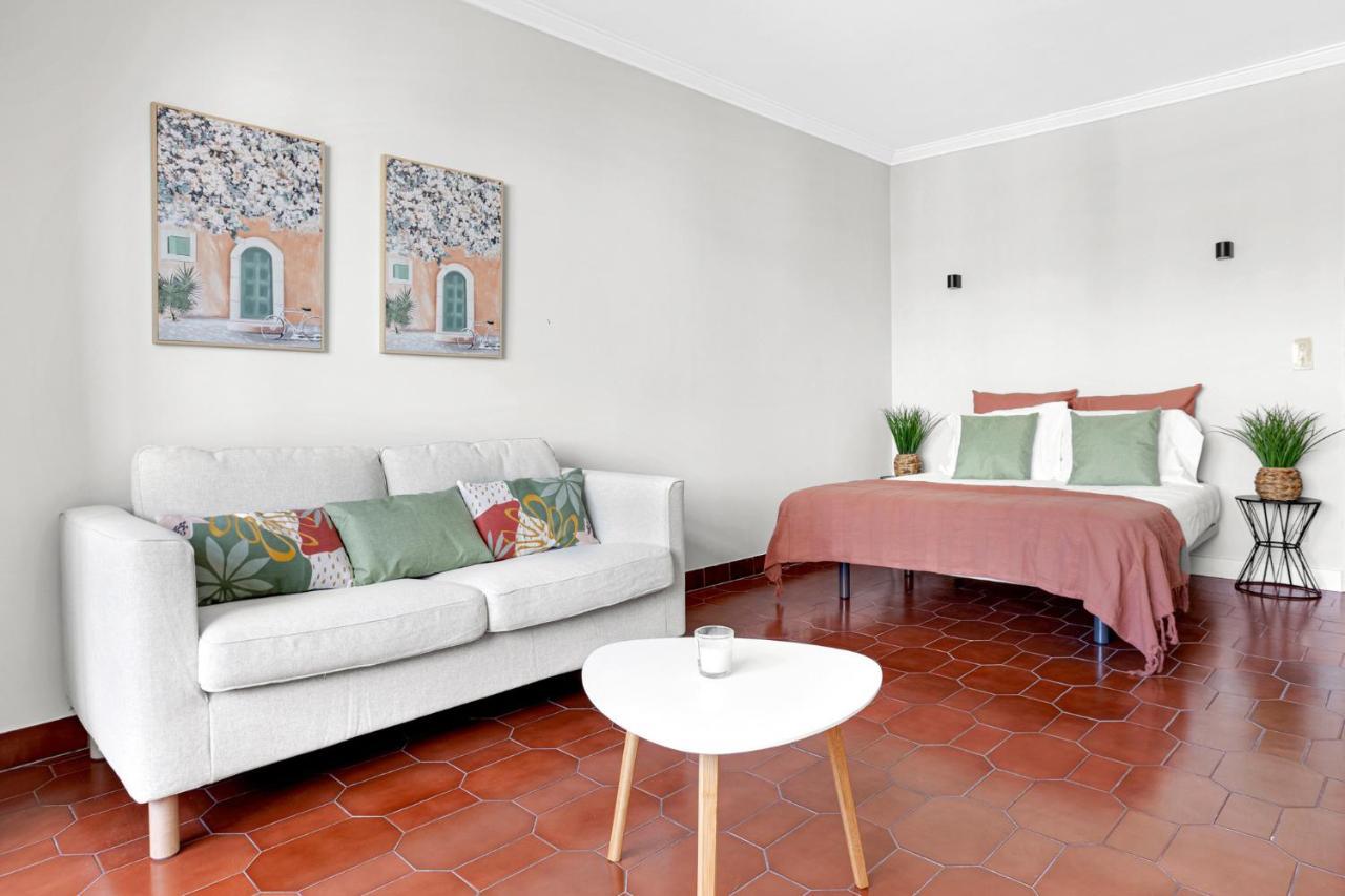 Wonderful Shared Apartment In Alfornelos - Near Metro! Lisboa Dış mekan fotoğraf